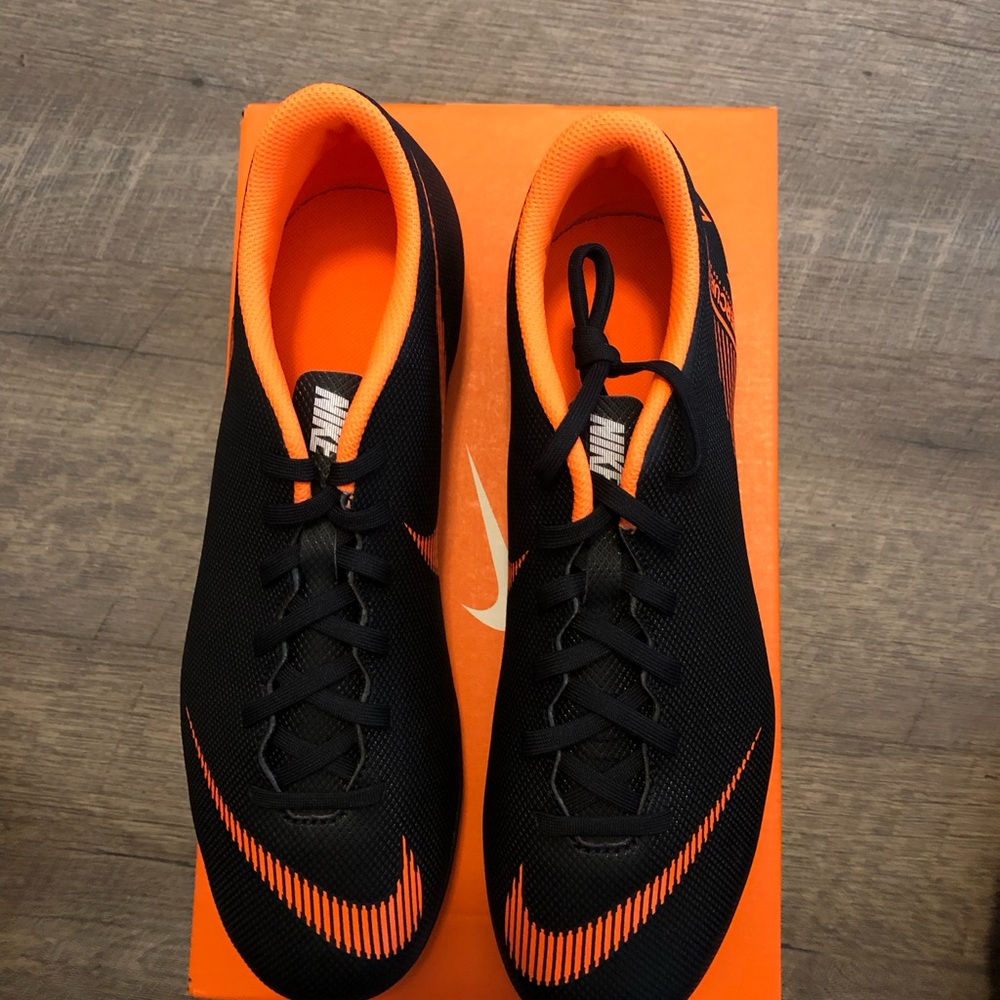 COPY - Nike new with original box men’s size 11, vapor twelve club